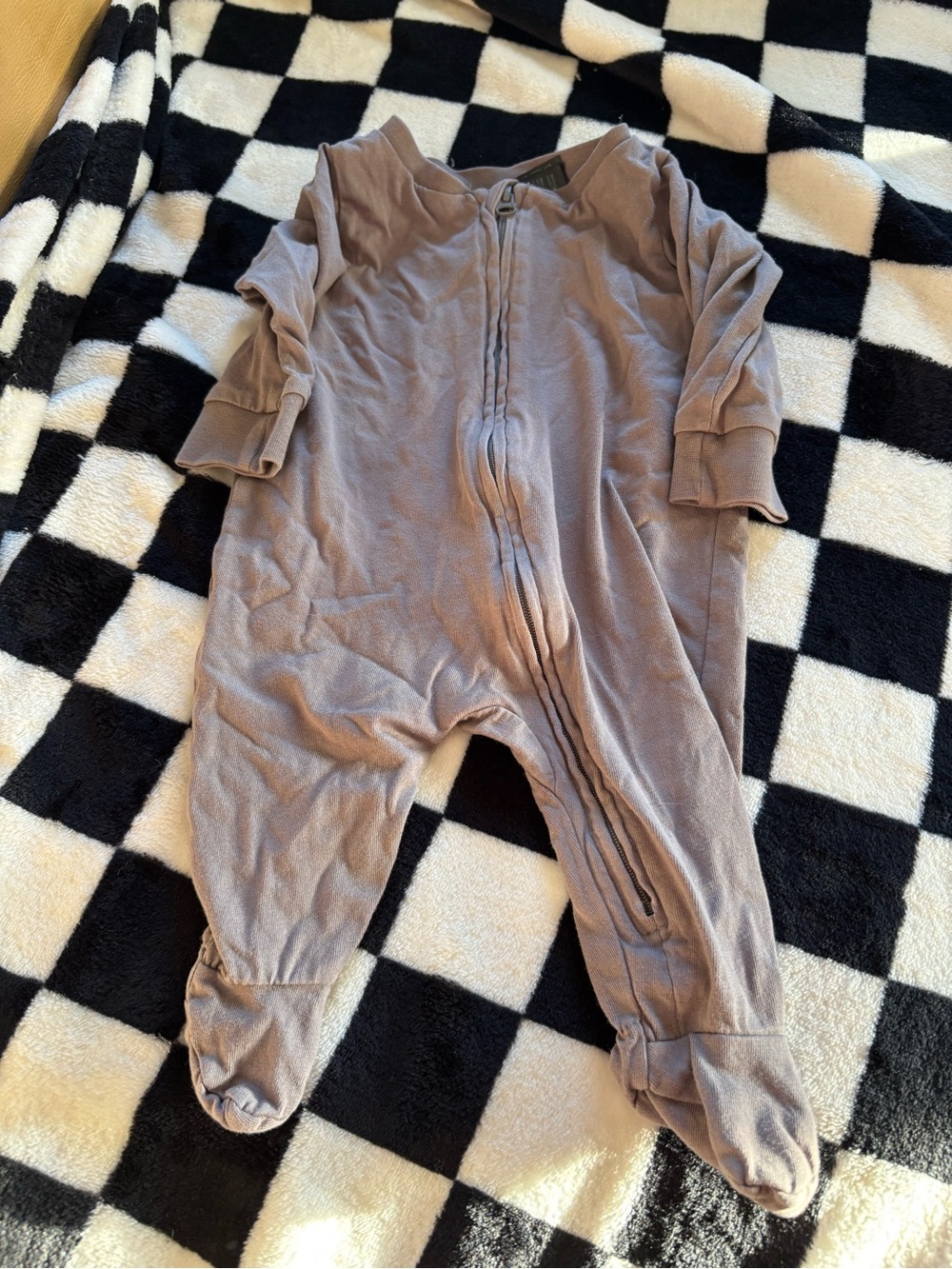 Newborn grey H&M sleeper